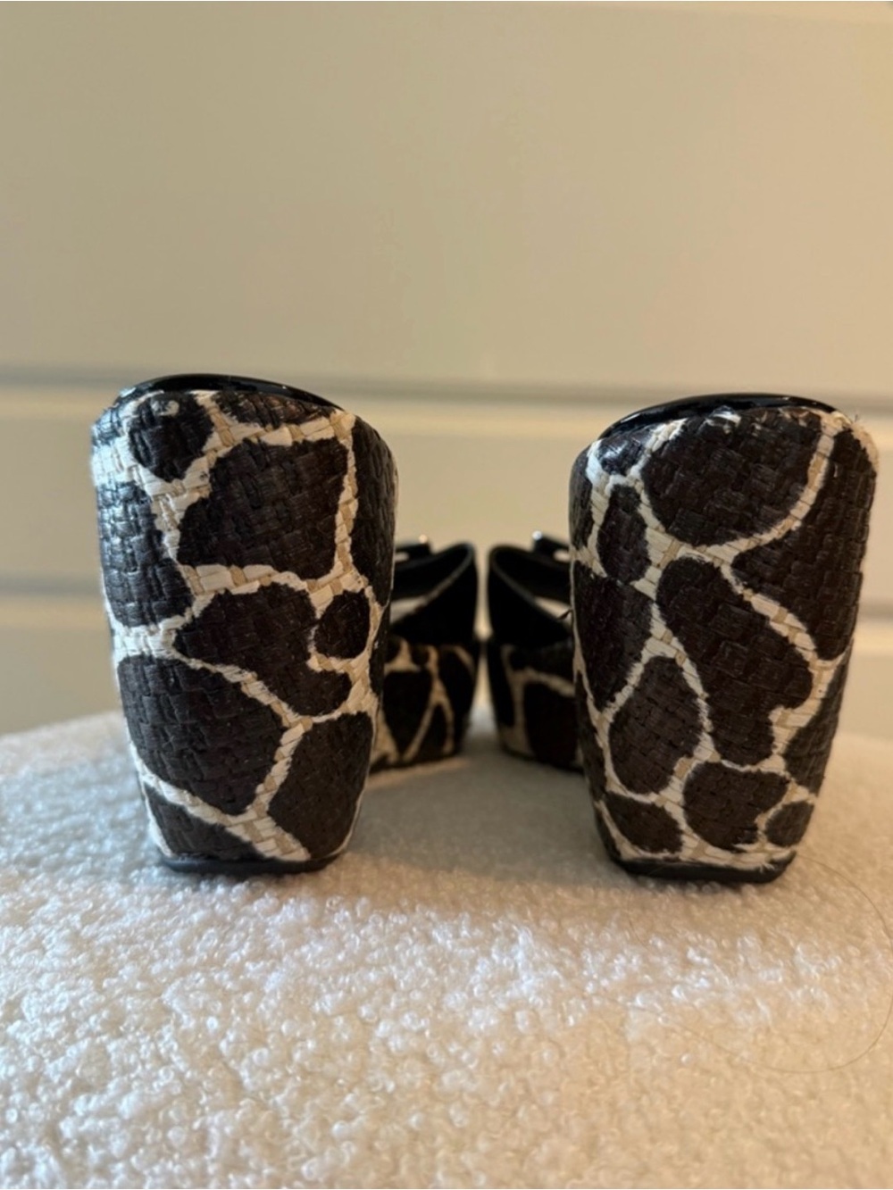Stuart Weitzman Giraffe Print Platform Wedge- New 8.5 M - Picture 4 of 7